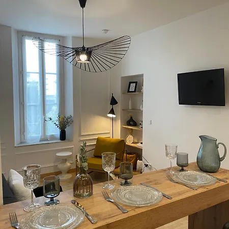 Centre Au Calme Avec Parking Prive 칸느